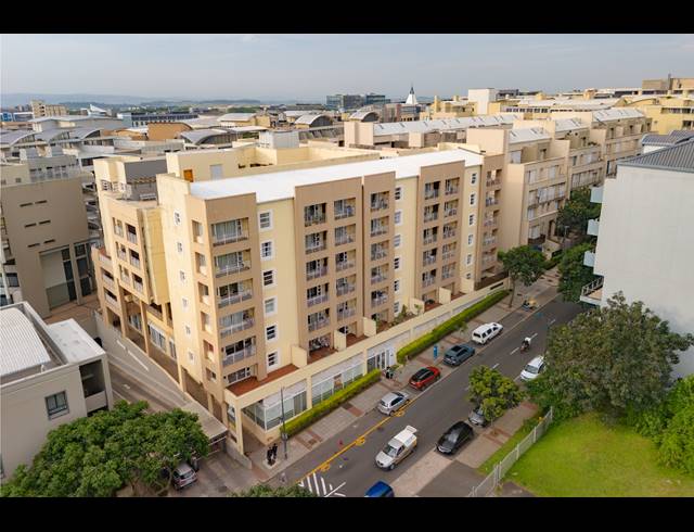 2 BEDROOM APARTMENT FOR SALE IN UMHLANGA CENTRAL